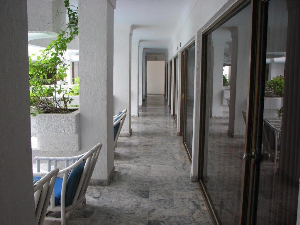 Hotel Y Suites Plaza Manzanillo Dış mekan fotoğraf